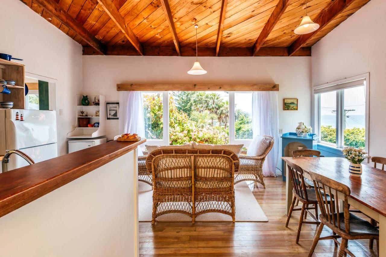 Sunshine Cottage By The Sea - Stay Waiheke Onetangi Экстерьер фото