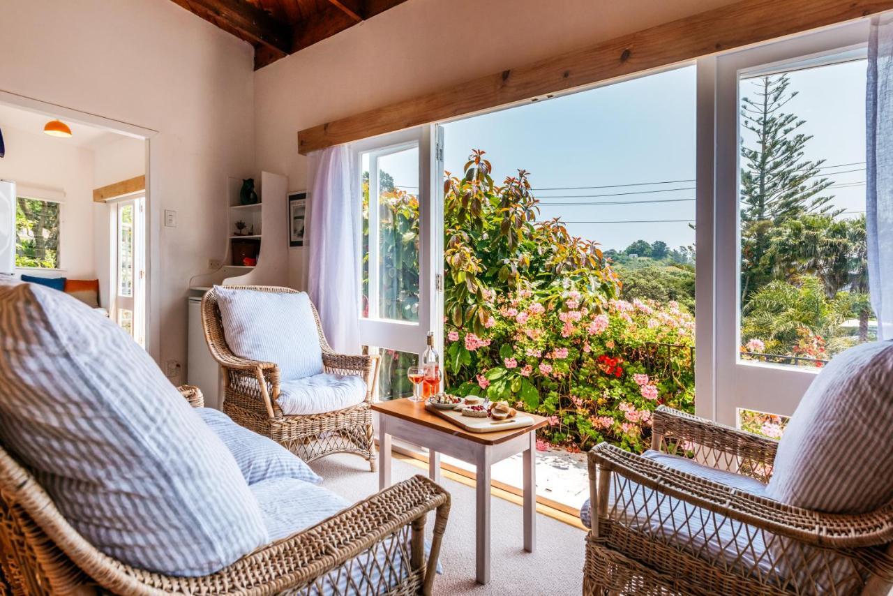 Sunshine Cottage By The Sea - Stay Waiheke Onetangi Экстерьер фото